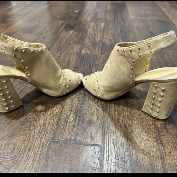 Michael Kors Tan Slingback Heels with Block Heel - Picture 6 of 7